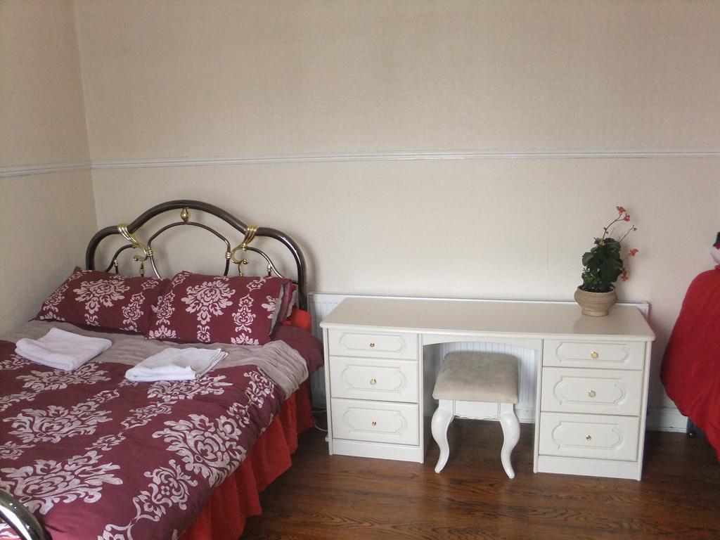 Heavenly Nights Guest House Sheffield Esterno foto