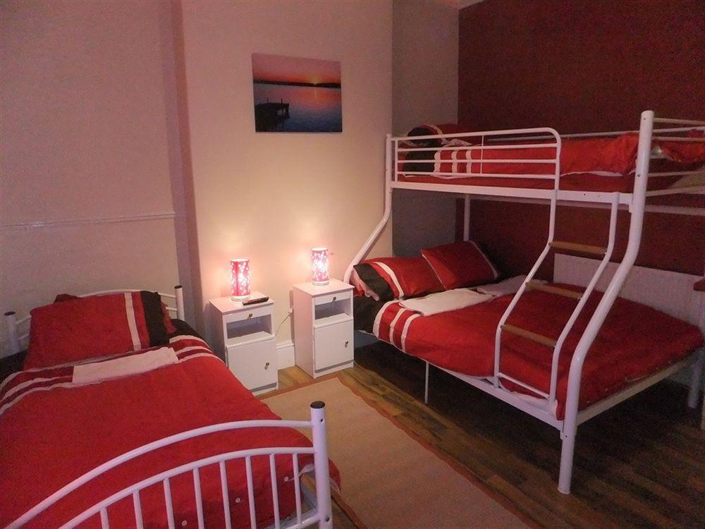 Heavenly Nights Guest House Sheffield Esterno foto