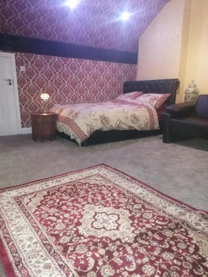 Heavenly Nights Guest House Sheffield Esterno foto